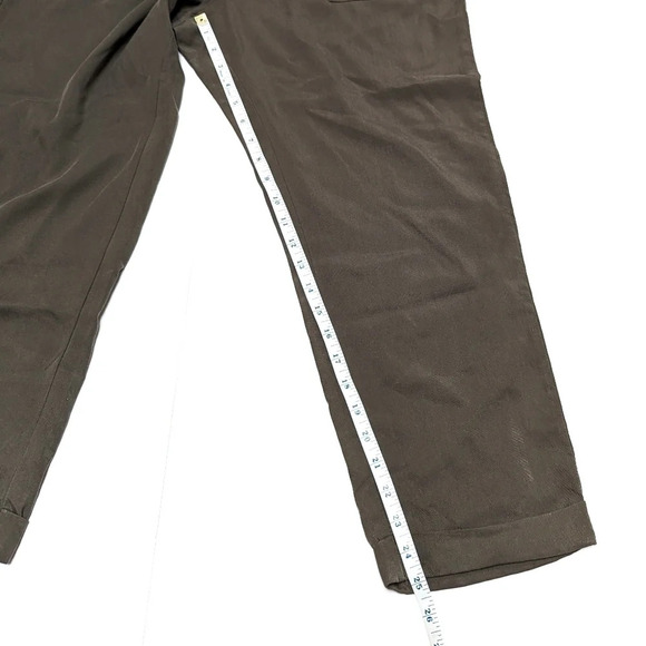 NWT H&M Conscious Olive Green Paper Bag Pants size 12 - Picture 8 of 9